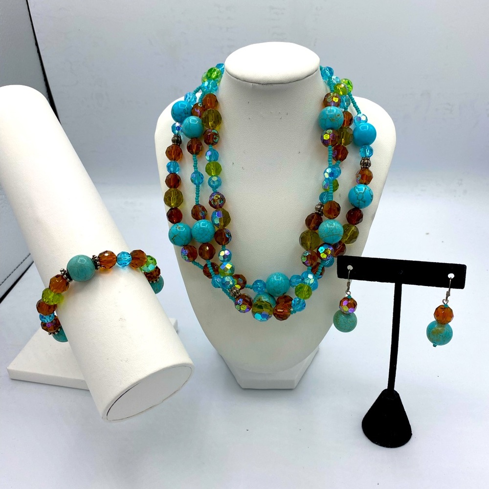 Hand Crafted Three Strand Turquoise Necklace Set